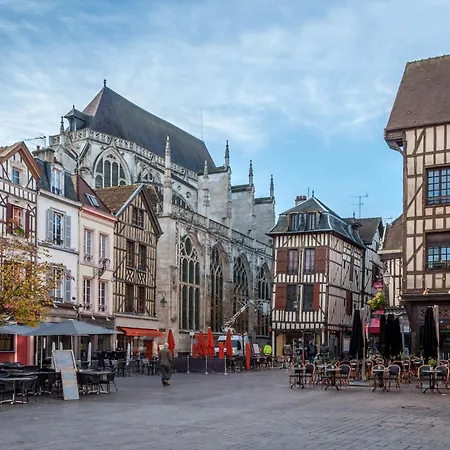 Balneo-cine-centre Historique A