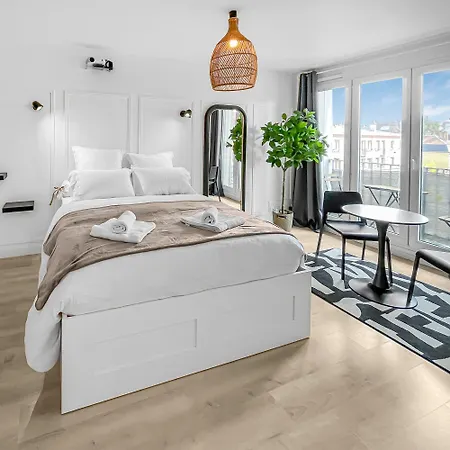 Balneo-cine-centre Historique A Troyes